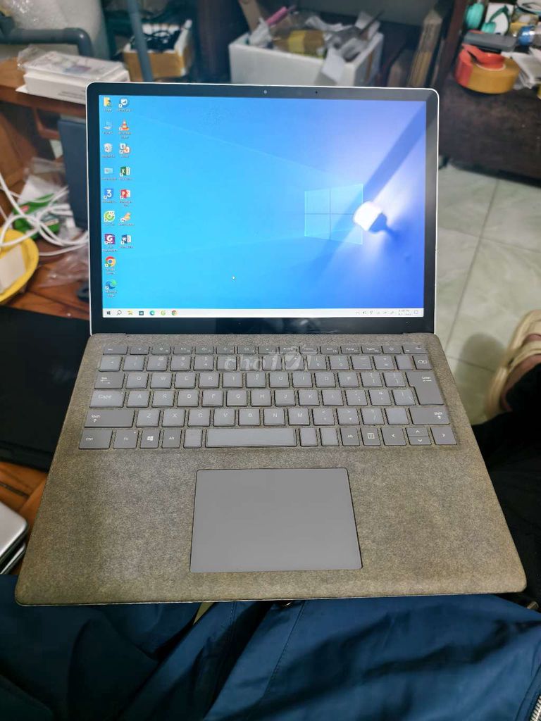 Suface Laptop