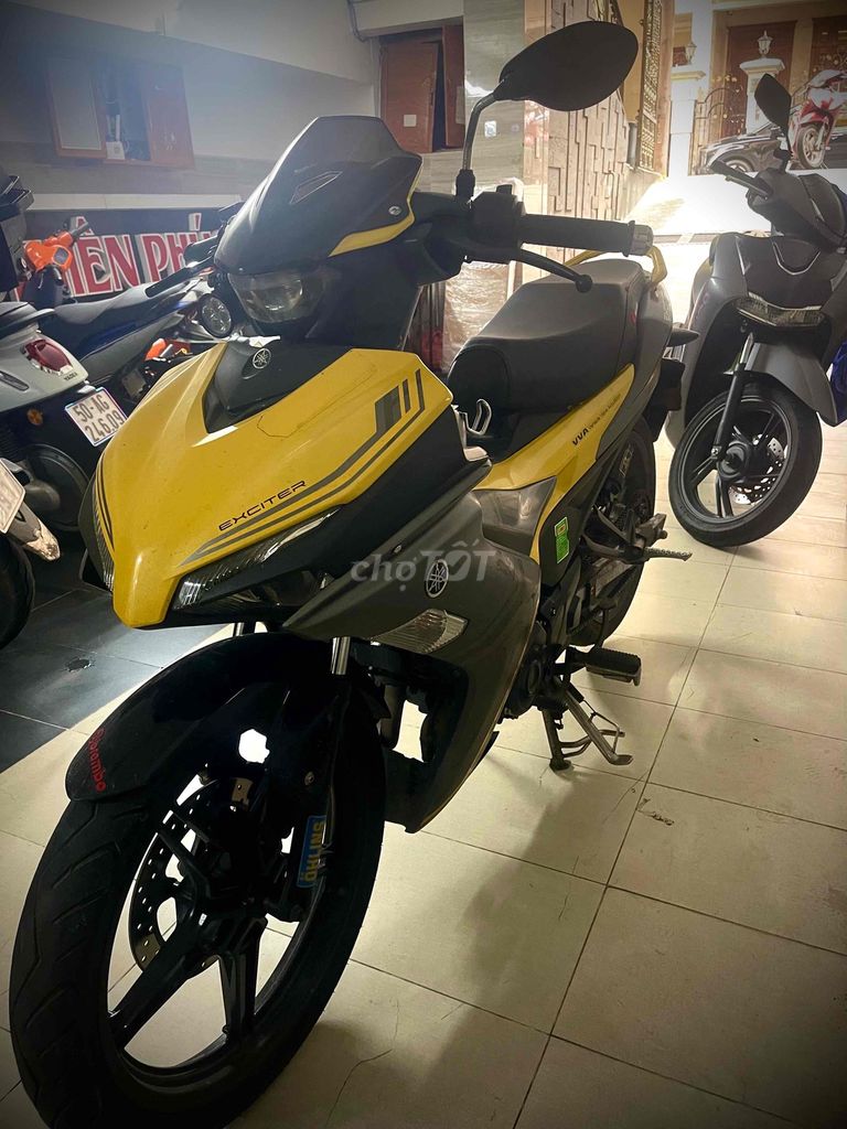 Yamaha Exciter 155 Желто-черный с механической коробкой