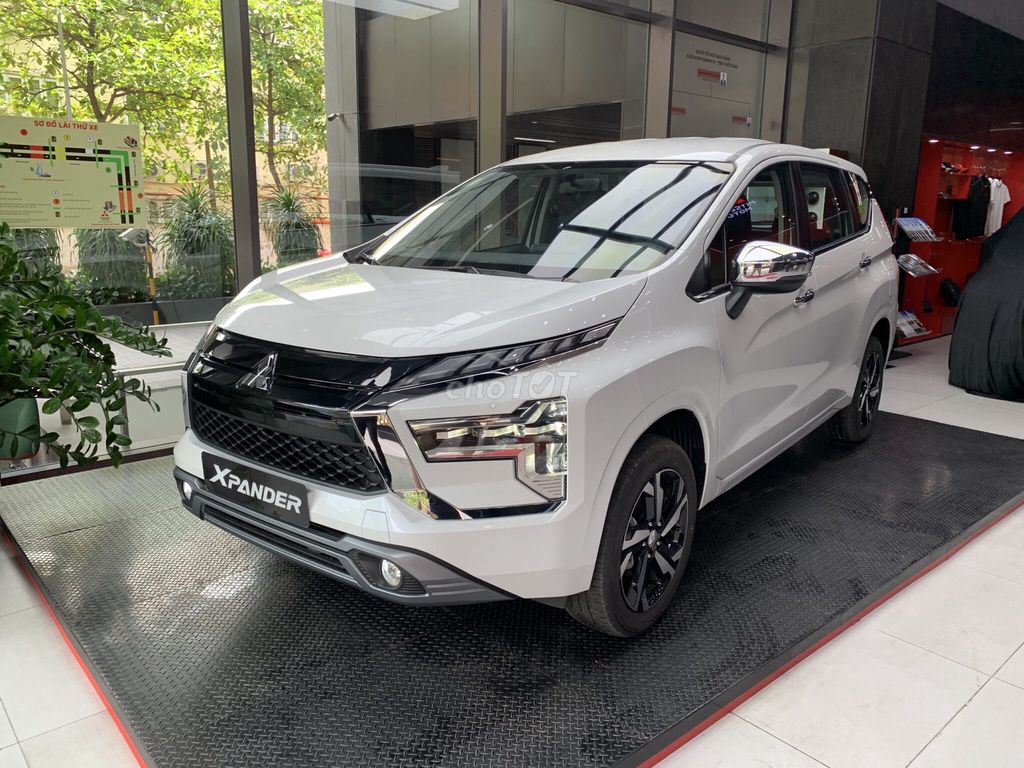 Mitsubishi Xpander 2024, đủ màu, sẵn xe HCM