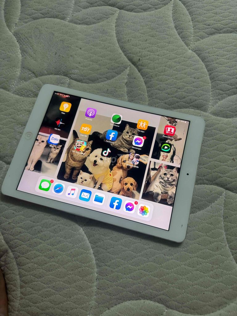 Apple iPad Air Bạc Đã qua sử dụng. Mua bán Máy tính bảng tại Thành phố Thủ Đức Tp Hồ Chí Minh được đăng bởi Bé sữa hình 1