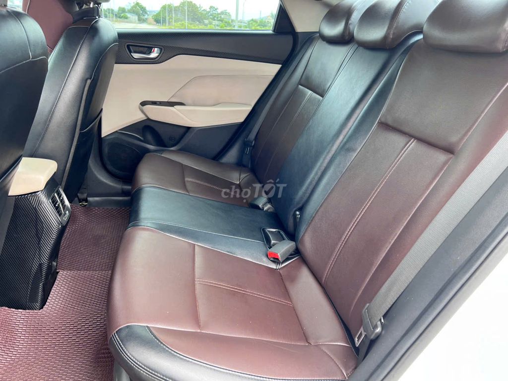 Hyundai Accent 2020 1.4AT - 72100 km. Mua bán Ô tô tại Huyện Hà Trung Thanh Hóa được đăng bởi Nguyễn đức Tuân hình 11