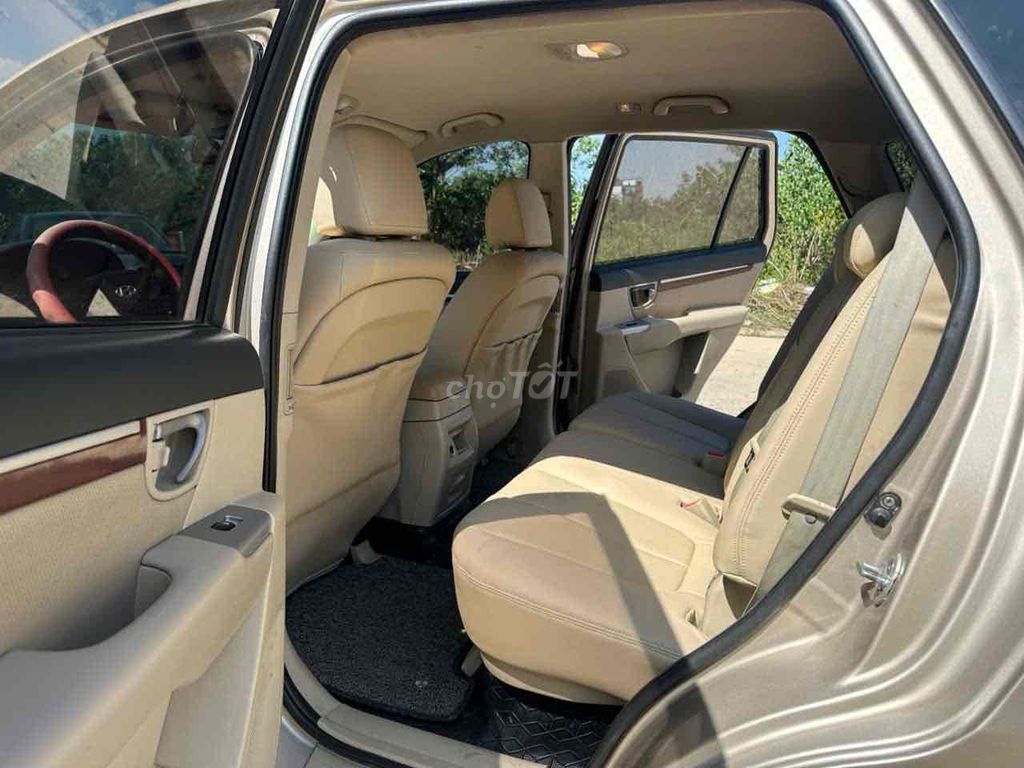 Hyundai Santa Fe 2007 2.7L 4WD - 10000 km. Mua bán Ô tô tại Quận Bắc Từ Liêm Hà Nội được đăng bởi Nguyễn hữu hùng  hình 12