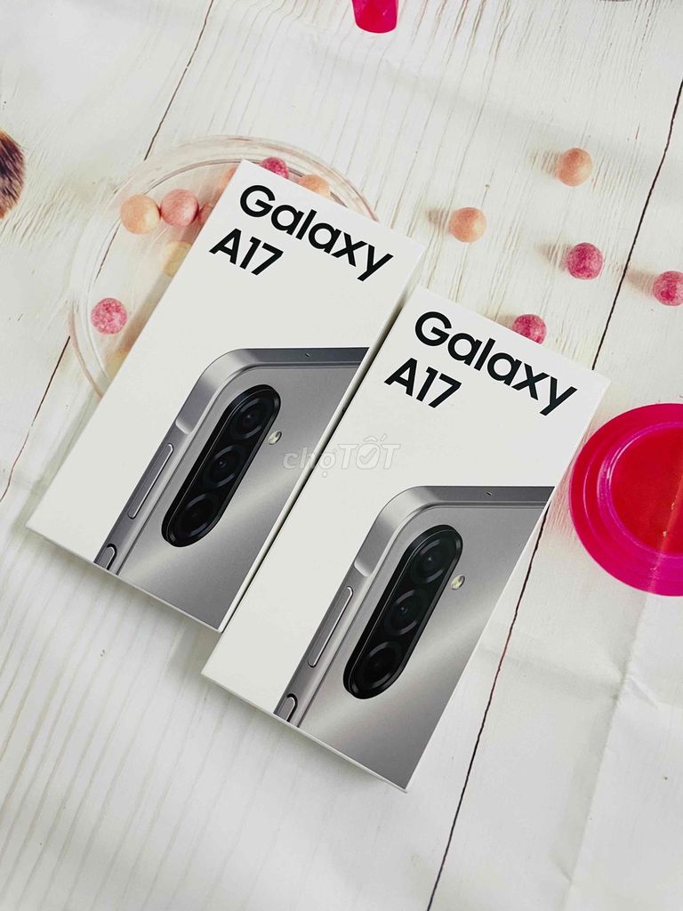 Samsung Galaxy A17 8GB/128GB Mới Bảo hành 12Th. Mua bán Điện thoại tại Quận Cẩm Lệ Đà Nẵng được đăng bởi Chuyên Hàng Công Ty hình 1