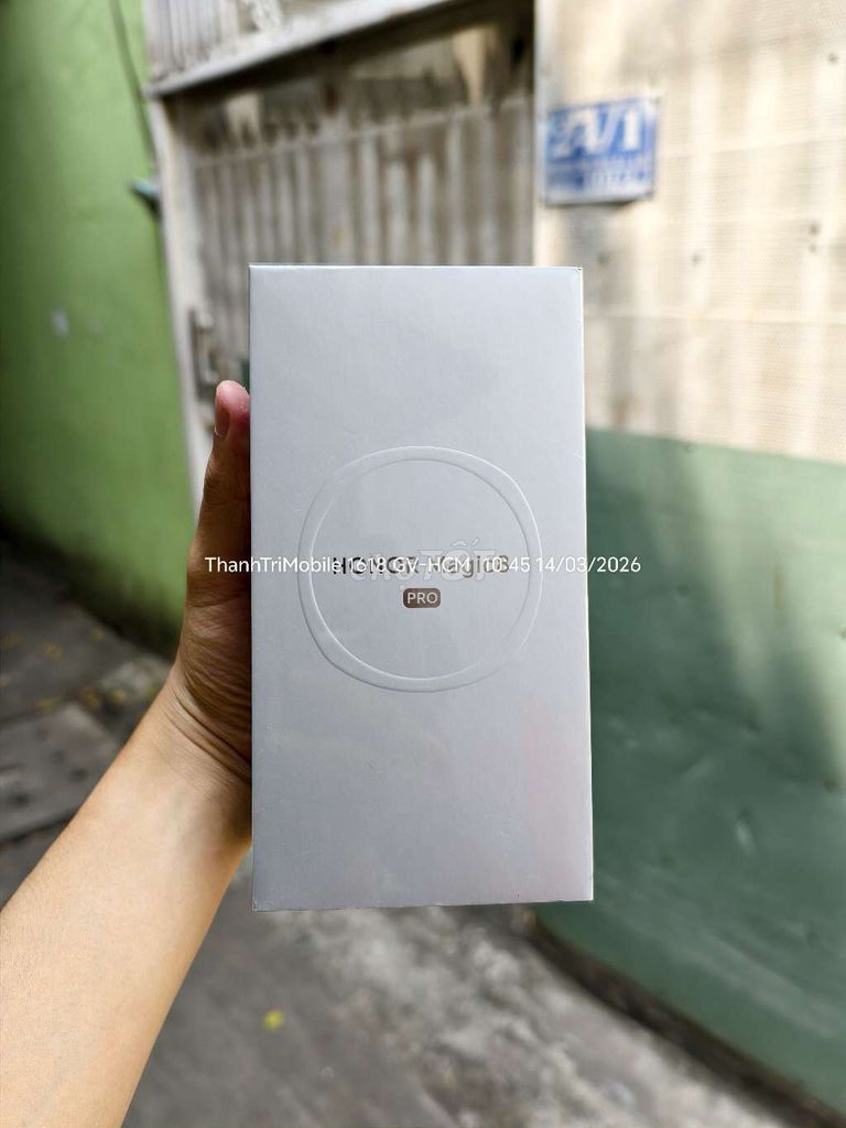 Honor Magic 8 Pro Gold 16/1TB Quốc Tế newseal. Mua bán Điện thoại tại Quận Gò Vấp Tp Hồ Chí Minh được đăng bởi Thanh Tri hình 1