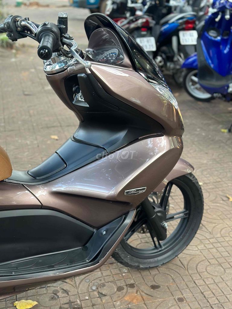 Pcx 2012 125cc. Mua bán Xe máy tại Thành phố Pleiku Gia Lai được đăng bởi Xe Máy Nguyễn Vũ Gialai hình 7