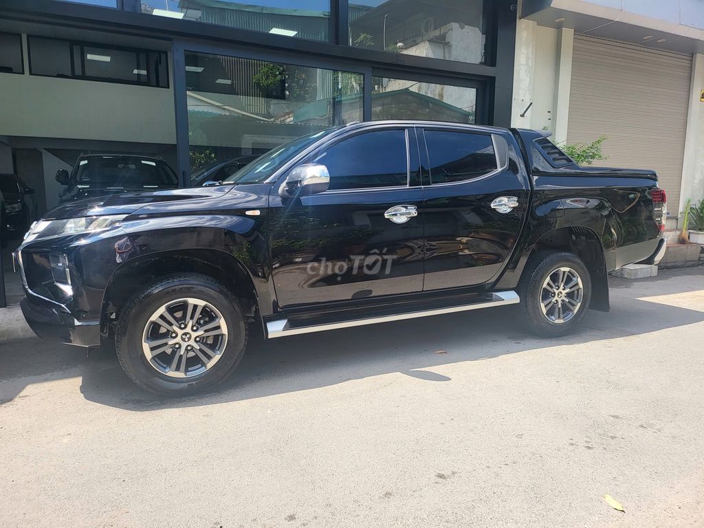 Mitsubishi Triton 2021 4x2 AT Mivec - 8000 km. Mua bán Ô tô tại Quận Tây Hồ Hà Nội được đăng bởi mr đạt hình 2