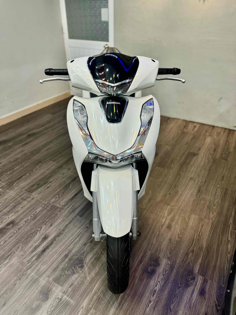 Honda SH150 date 2022 Trắng ABS Bs Sài Gòn