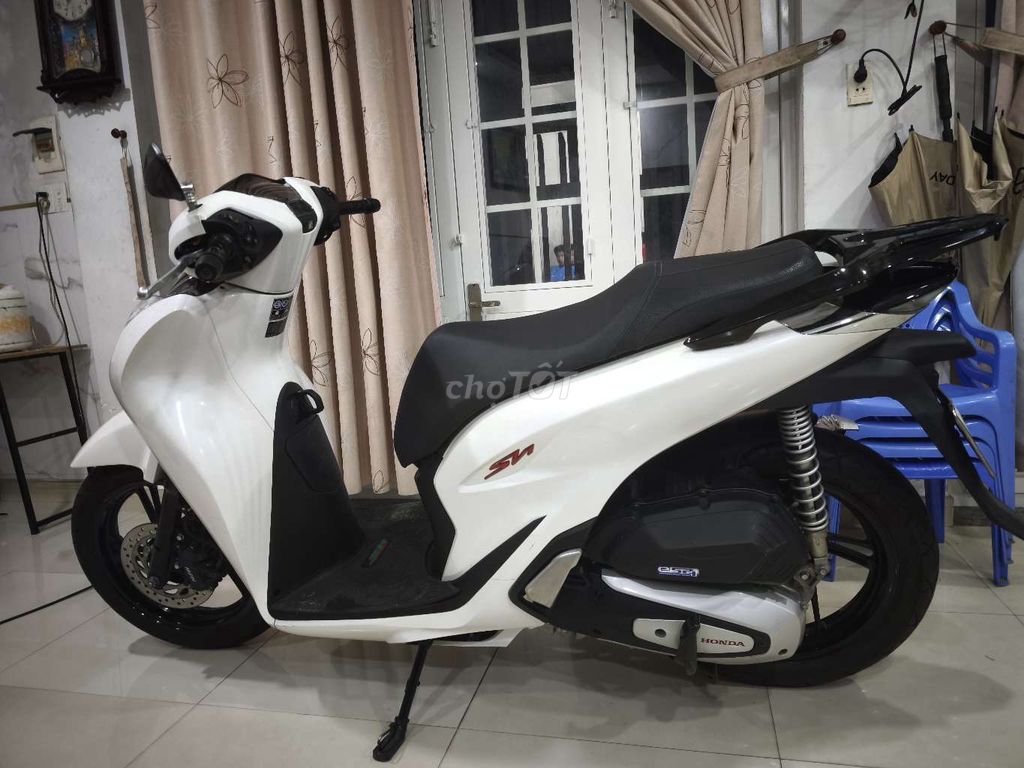 Honda SH125i CBS 2024 Белый 14000 км