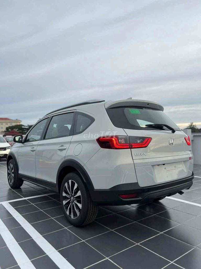 Honda BR-V 2025 Giảm ngay 100% ThuếTrươc Bạ. Mua bán Ô tô tại Quận 7 Tp Hồ Chí Minh được đăng bởi Đại lý Ô tô Honda Quận 7 hình 4