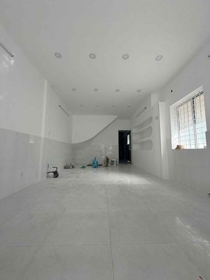 Rent · 4 bd · 80 м² · Quận 11, ул. Đường Lữ Gia