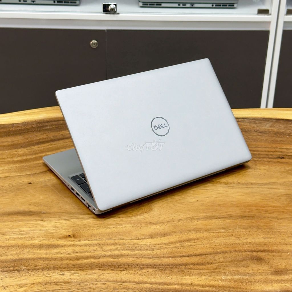 DELL LATITUDE 5520. I7 1185G7-16G-256G-BẢO HÀNH 6T. Mua bán Laptop tại Thành phố Thủ Dầu Một Bình Dương được đăng bởi Hùng hình 1