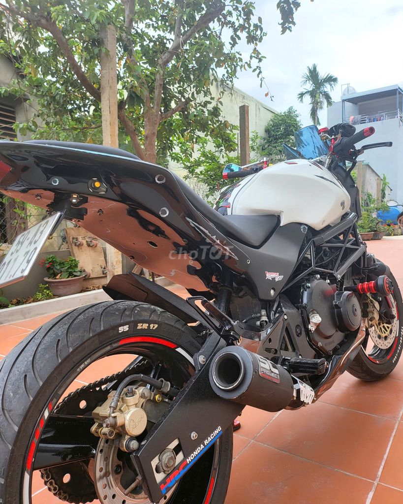 BÁN MÔ TÔ PKL HORNET 250cc- màu trắng- 95%. Mua bán Xe máy tại Quận Cẩm Lệ Đà Nẵng được đăng bởi lê thảo hình 2