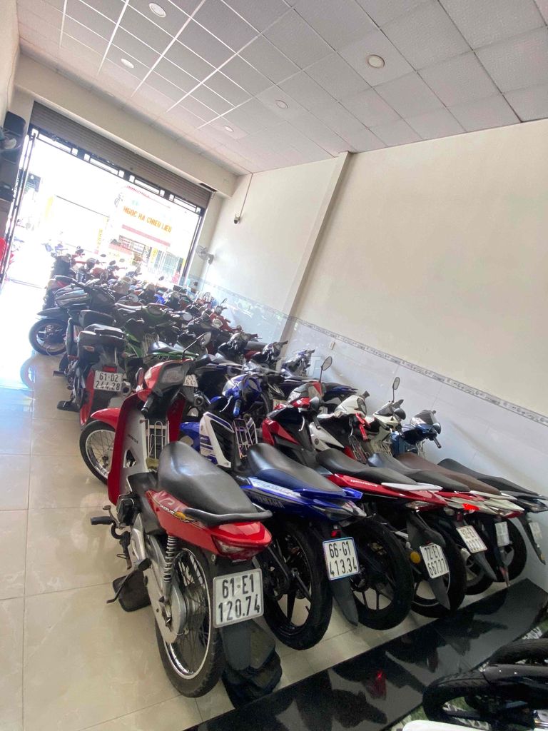 cần thanh lý 1 số xe eciter-winner 2015-2023. Mua bán Xe máy tại Thành phố Dĩ An Bình Dương được đăng bởi Công Sự  hình 2