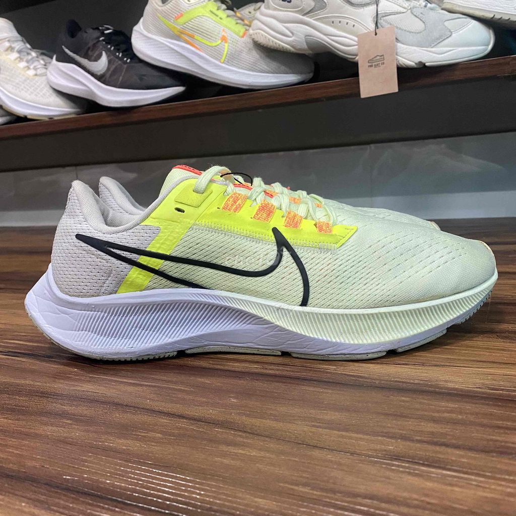 Giày chạy bộ Nike Zoom Pegasus 38 size 41, mới 95%