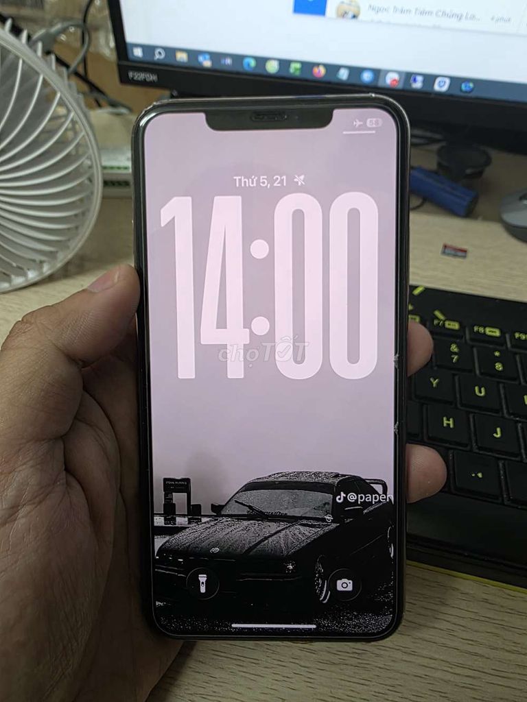Apple iPhone 11 Pro Max 64GB Vàng. Mua bán Điện thoại tại Quận Ngũ Hành Sơn Đà Nẵng được đăng bởi Hoà Phan hình 1