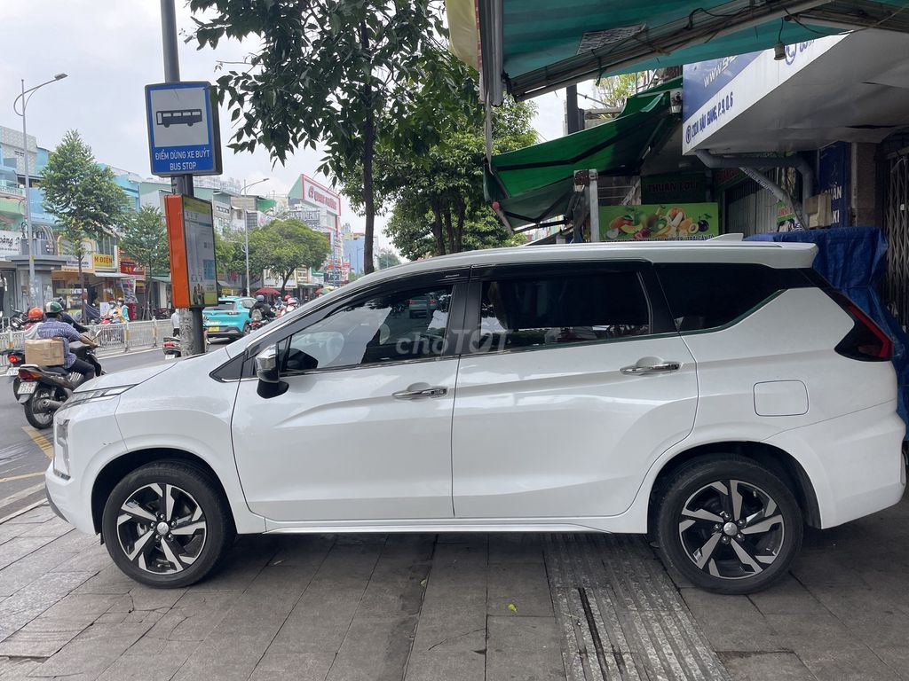 Mitsubishi Xpander 2022 Premium 1.5 AT - 30000 km. Mua bán Ô tô tại Quận 7 Tp Hồ Chí Minh được đăng bởi DAT hình 2