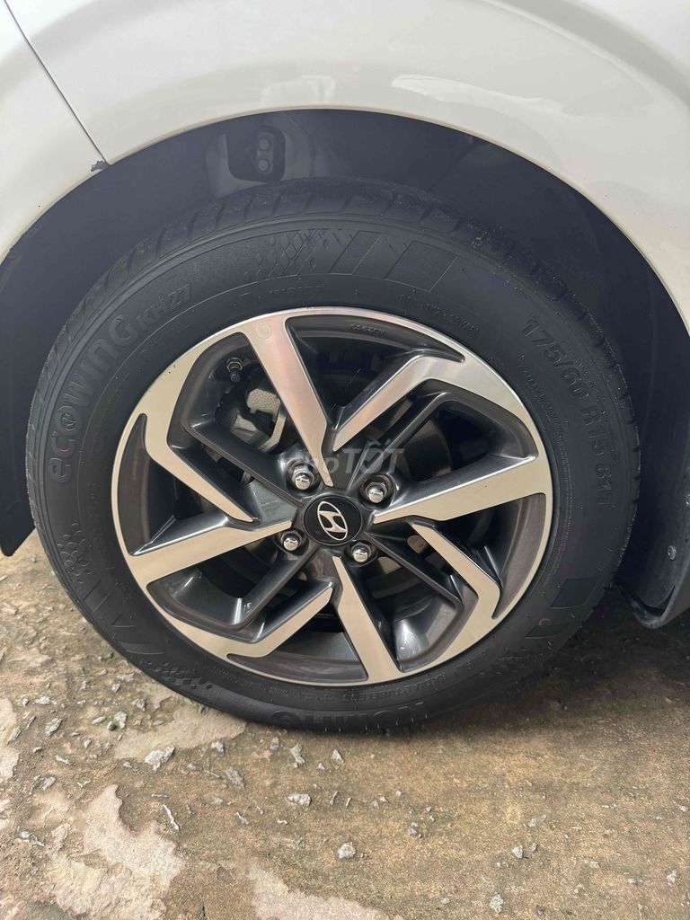 Hyundai Grand i10 2022 1.2 AT - 38000 km. Mua bán Ô tô tại Huyện Thoại Sơn An Giang được đăng bởi Châu văn Quyền hình 13