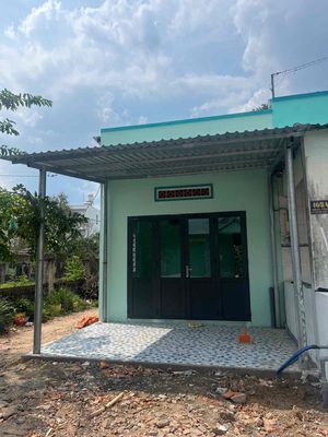Cho thuê nhà mới Nguyên căn MT đường số 33 Ấp Bến Đò1 - Nhà trống. Cho thuê nhà ở tại Huyện Củ Chi Tp Hồ Chí Minh được đăng bởi Tìm Nhà Tốt Theo Yêu Cầu 