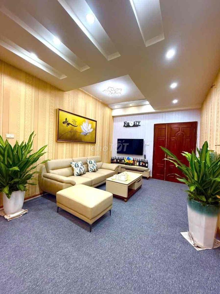 Chung cư N06B1 KĐT mới Dịch Vọng 68m2, tầng 3
