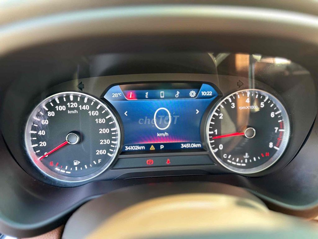 VinFast Lux SA2.0 Premium 2.0 AT sản xuất 2021. Mua bán Ô tô tại Quận Hà Đông Hà Nội được đăng bởi A Huan  hình 12