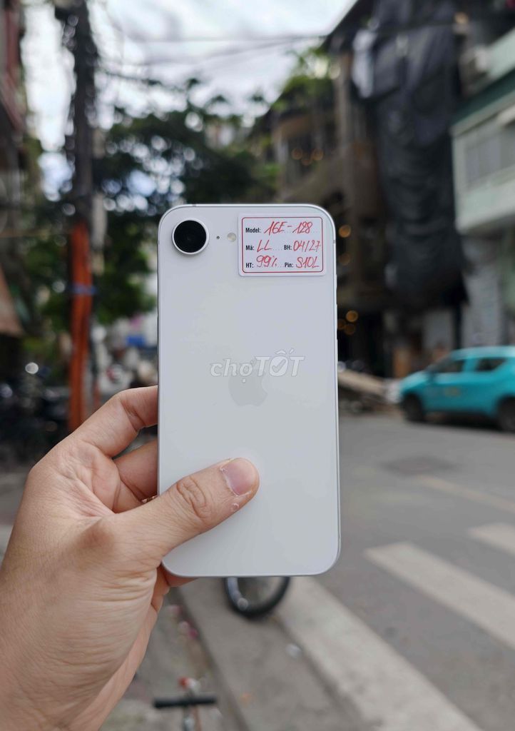 iPhone 16E 128GB Trắng pin 100% bh 04/2027. Mua bán Điện thoại tại Quận Đống Đa Hà Nội được đăng bởi Lâm Bảo Tuyên hình 1