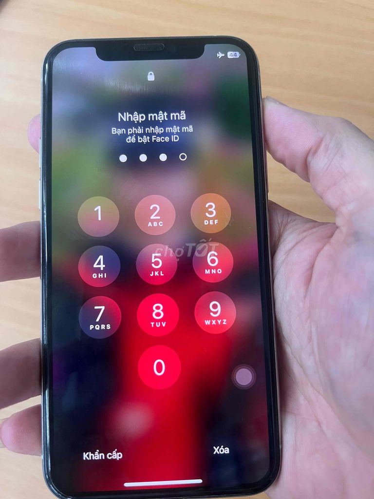 Apple iPhone 11 Pro Bạc Nhật Like New. Mua bán Điện thoại tại Thành phố Vinh Nghệ An được đăng bởi KUKEN hình 1