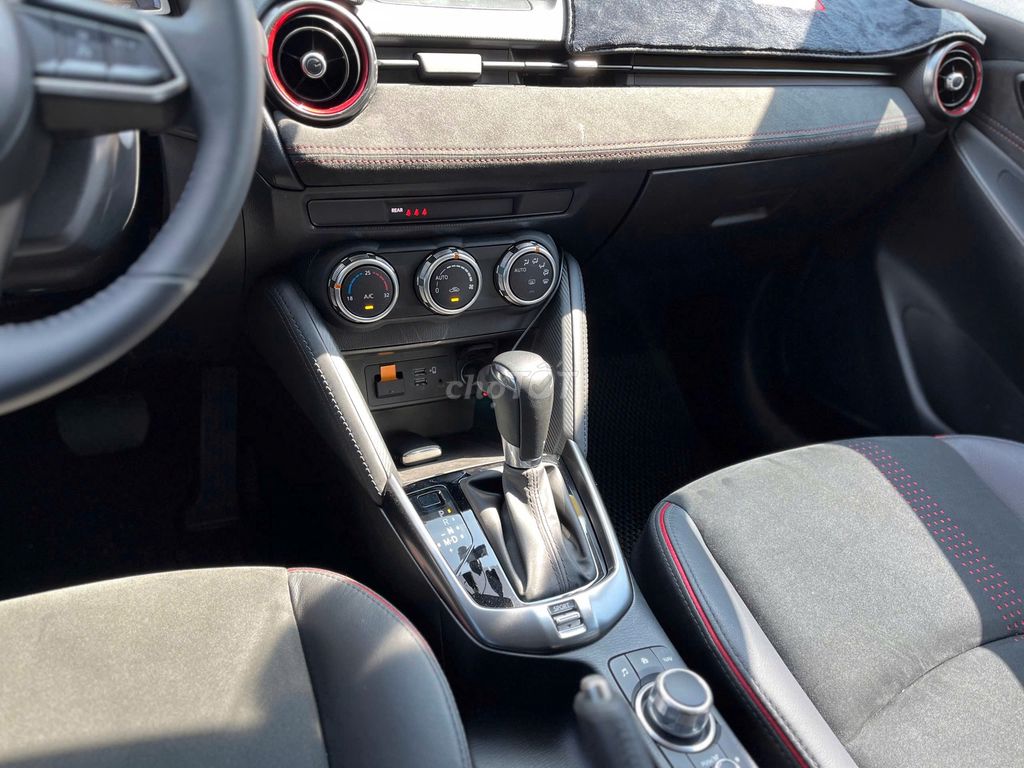 MAZDA 2 LUXURY 2024 XE GIA ĐÌNH LƯỚT ĐẸP VAY 70%. Mua bán Ô tô tại Quận 12 Tp Hồ Chí Minh được đăng bởi Hiếu hình 15