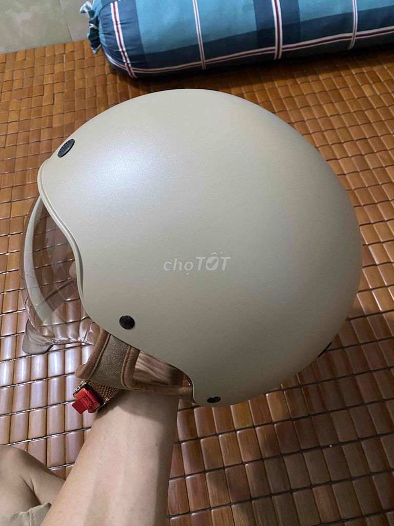 nón bảo hiểm hiệu Royal vòng đầu 58, 60 đội vừa. Mua bán Phụ tùng xe tại Thị xã Ngã Năm Sóc Trăng được đăng bởi HaoTrinh shop hình 4