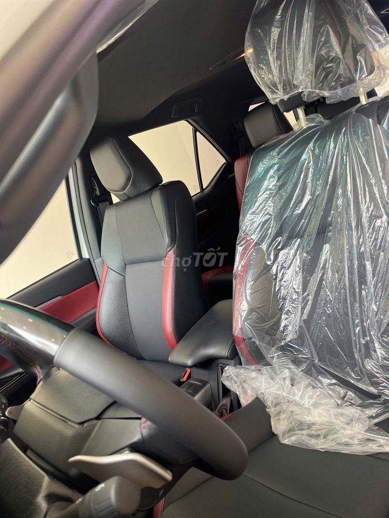 Fortuner Legender 2.4 AT- giảm trực tiếp tiền mặt. Mua bán Ô tô tại Quận 6 Tp Hồ Chí Minh được đăng bởi Tuấn TOYOTA HÙNG VƯƠNG hình 12