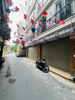 Townhouse 50.5 m² · 6 bed · Hoàng Quốc Việt