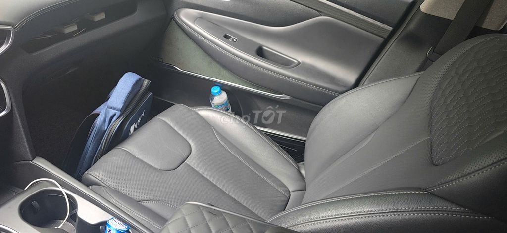 Hyundai Santa Fe 2019 2.2L AT 4WD - 68000 km. Mua bán Ô tô tại Thành phố Vĩnh Yên Vĩnh Phúc được đăng bởi Nguyễn Việt Lâm hình 5