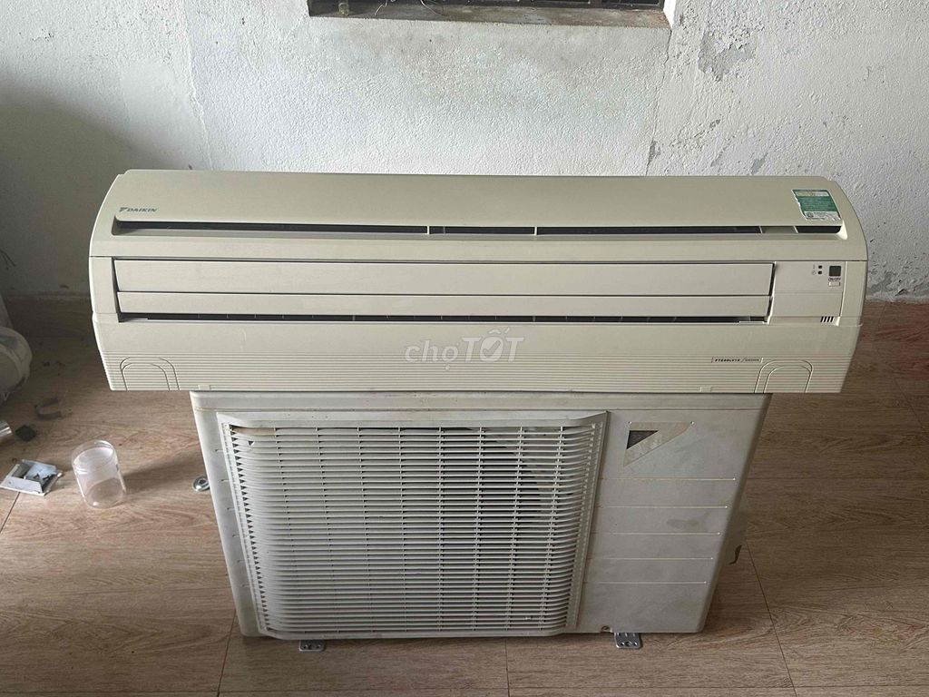 Máy lạnh Daikin 2 ngựa Trắng kem. Mua bán Máy lạnh, điều hoà tại Quận Ngũ Hành Sơn Đà Nẵng được đăng bởi đức anh hình 1