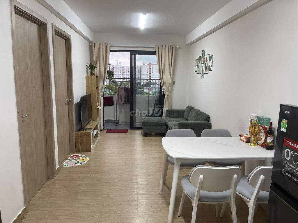 Cho thuê căn hộ tầng 5 nội thất cao cấp Chung cư Golden City AG