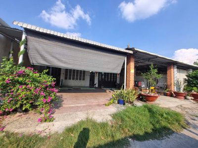 Nhà đẹp giá rẻ, 6,5m mặt tiền nhựa, gần KCN. 1,35 tỷ. Mua bán nhà ở tại Huyện Gò Dầu Tây Ninh được đăng bởi Nguyễn Tấn Phát