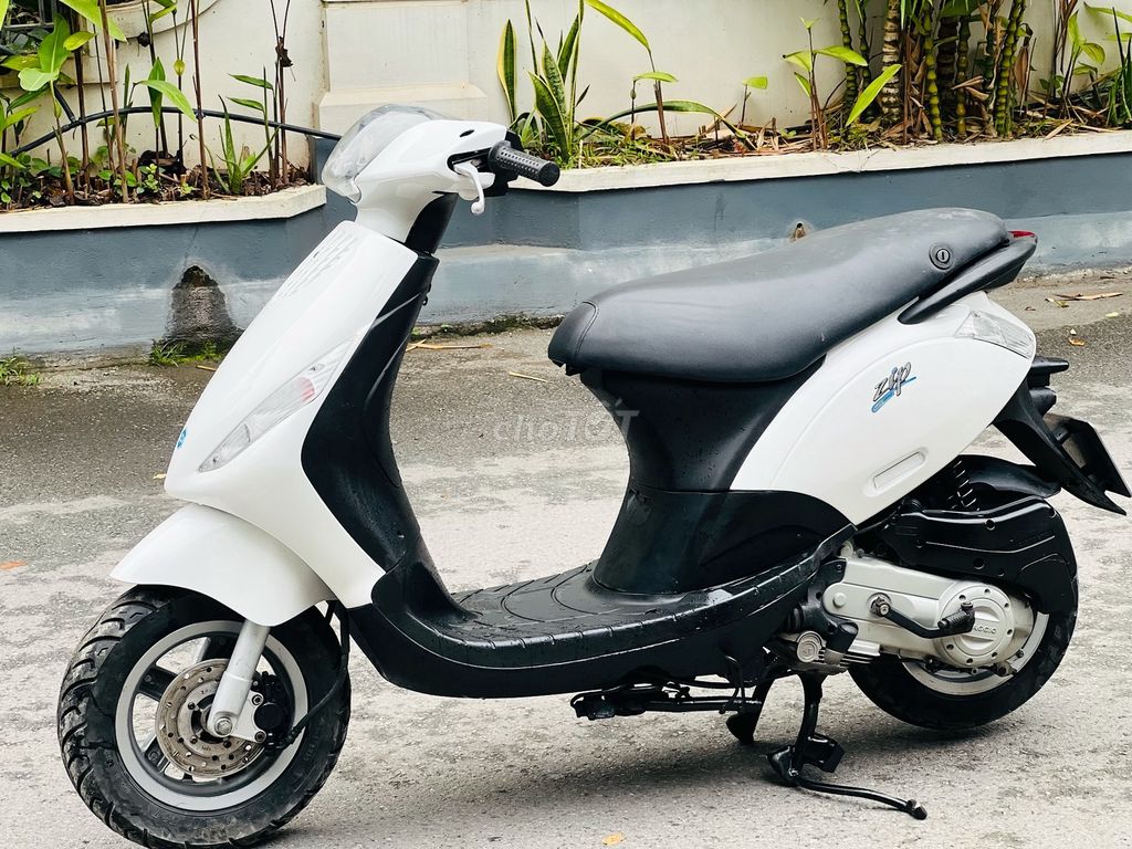 PIAGGIO ZIP 100 TRẮNG BIỂN HÀ NỘI MÁY CHẤT. Mua bán Xe máy tại Quận Bắc Từ Liêm Hà Nội được đăng bởi Đỗ Thanh Mai hình 6