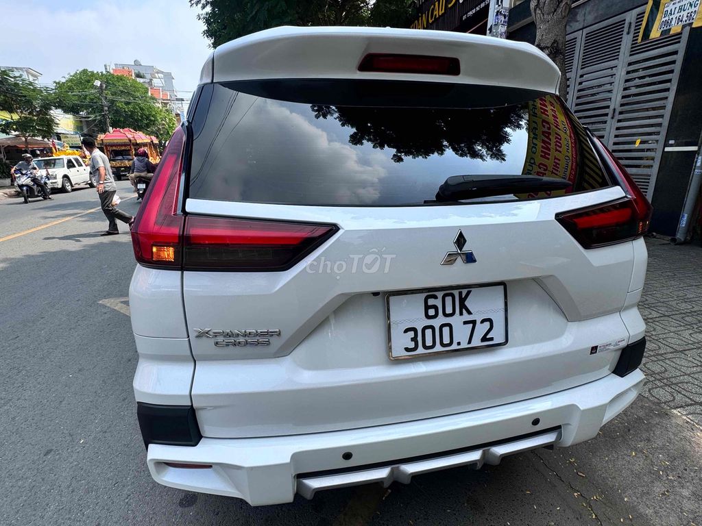 Mitsubishi Xpander Cross 2023 - 8300 km