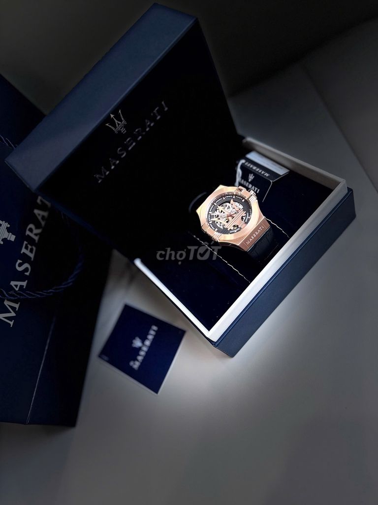 Đồng hồ MASERATI R8821108039 Potenza 42mm dây da .