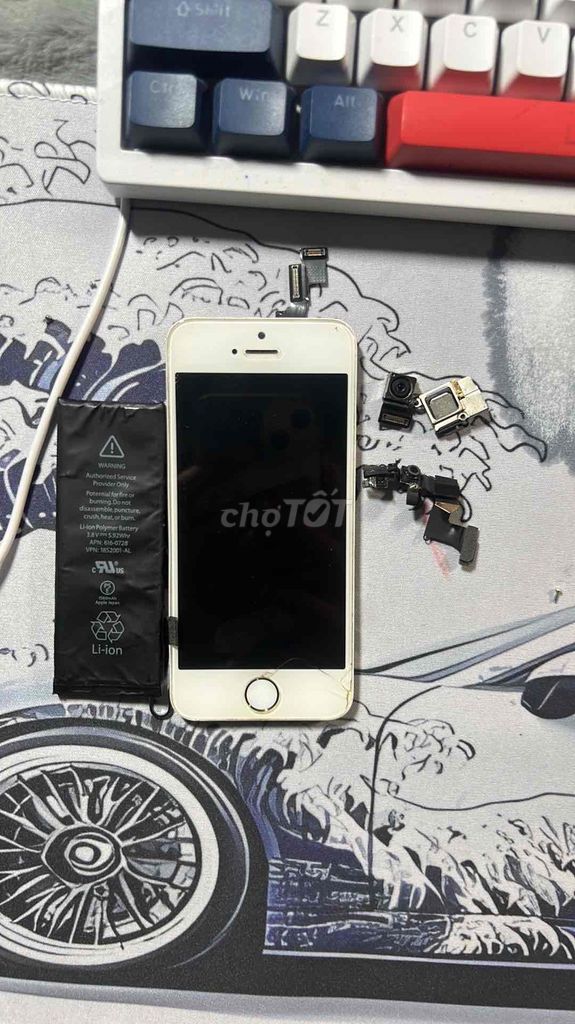Apple iPhone 5s Trắng. Mua bán Điện thoại tại Thị xã Tân Uyên Bình Dương được đăng bởi Nguyen Huu Hai Dang hình 1