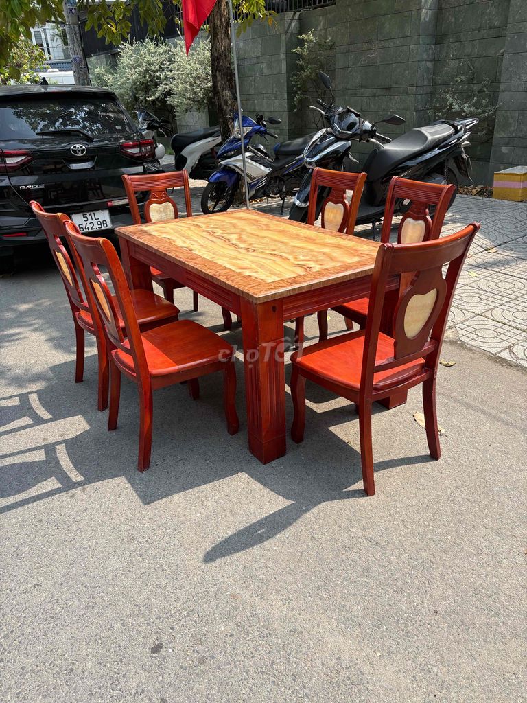 bàn ăn . bàn ăn 6 ghế . bàn ăn mặt đá. Mua bán Bàn ghế tại Quận Tân Phú Tp Hồ Chí Minh được đăng bởi  Diep Nguyen hình 1