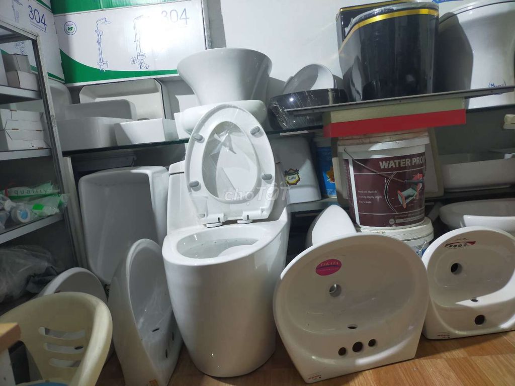 Bồn cầu, chậu rửa mặt,sen cây, bình nóng lạnh. Mua bán Thiết bị vệ sinh, nhà tắm tại Quận Hoàn Kiếm Hà Nội được đăng bởi Trương văn hùng hình 1