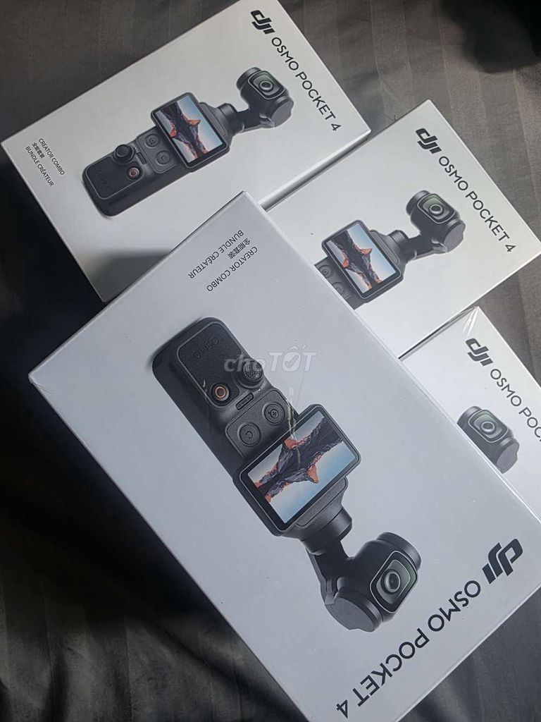 Camera hành động DJI Osmo Pocket 4 COMBO CREATOR. Mua bán Máy ảnh, Máy quay tại Quận 12 Tp Hồ Chí Minh được đăng bởi Điện Tử Chính Hãng DJI MALL hình 1