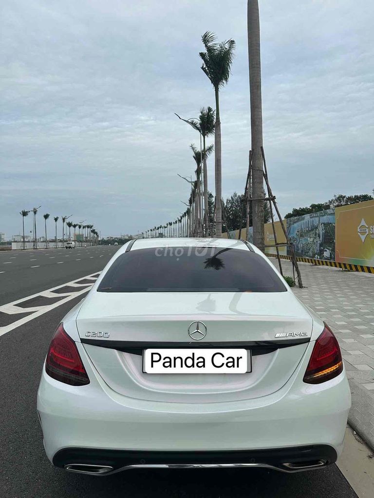 Mercedes-Benz C180 AMG 2021 giá 378 triệu. Mua bán Ô tô tại Quận Thanh Khê Đà Nẵng được đăng bởi HAT hình 2