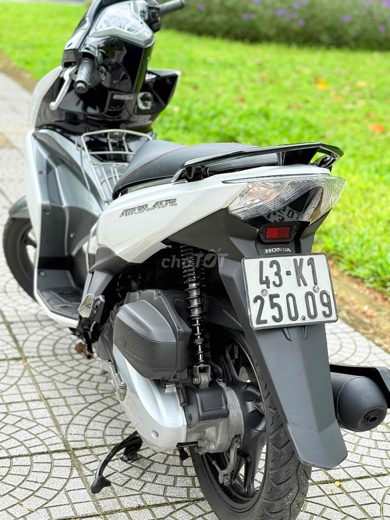 Ab 11.2015 siêu đẹp, biển 43. Mua bán Xe máy tại Quận Sơn Trà Đà Nẵng được đăng bởi AN  chuyên mua bán xe máy cũ tại 386 ngô quyền sơn trà đà nẵng  BÁN XE TRẢ GÓP hình 10