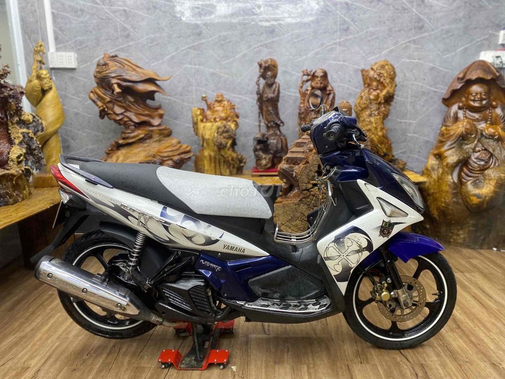 👉Nouvo4 chính chủ bstp dàn áo liền lạc, máy êm. Mua bán Xe máy tại Quận 7 Tp Hồ Chí Minh được đăng bởi Xe Cũ Hiếu CT hình 5