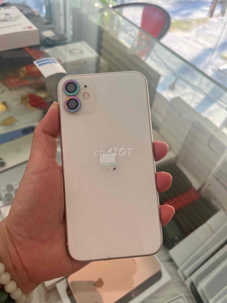 Apple iPhone 11 64GB Trắng Đã sử dụng. Mua bán Điện thoại tại Huyện Long Điền Bà Rịa - Vũng Tàu được đăng bởi Iphone Hiền Nguyễn7979  hình 1