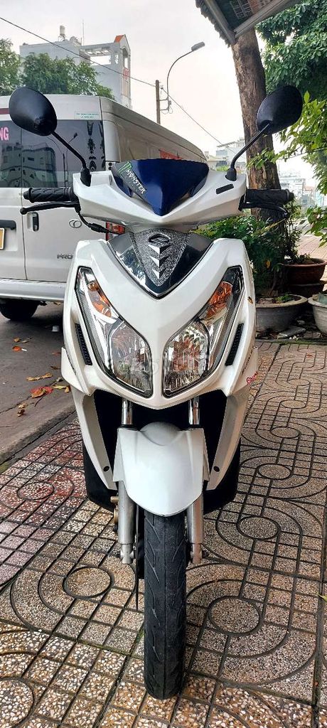 Suzuki Impulse 125fi.Đời2017.Xe zin Đep,Máy cực Êm