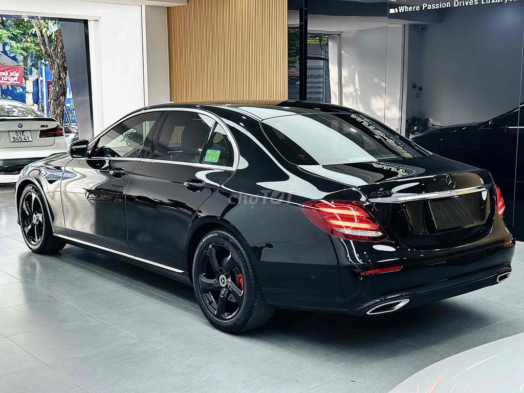 Mercedes-Benz E200 Sport 2019 Đen. Mua bán Ô tô tại Quận 7 Tp Hồ Chí Minh được đăng bởi Hoàng Anh Tuấn hình 11