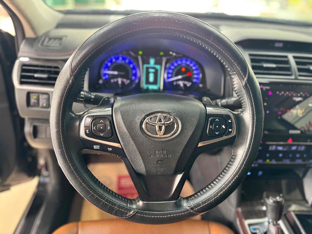 Camry 2018 2.5Q còn có thương lượng. Mua bán Ô tô tại Quận Gò Vấp Tp Hồ Chí Minh được đăng bởi Nguyễn An hình 12