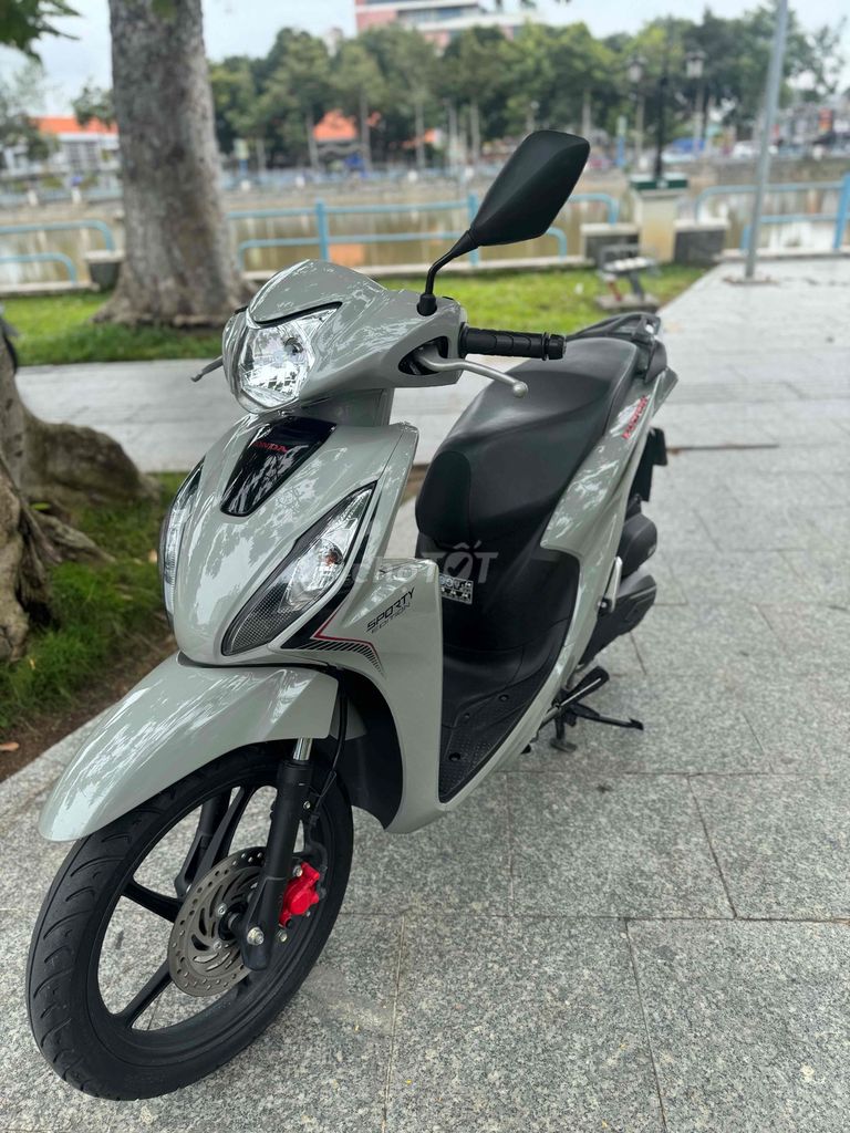 vison 2023 ( chính chủ bao kí ). Mua bán Xe máy tại Thành phố Mỹ Tho Tiền Giang được đăng bởi luxury  hình 1