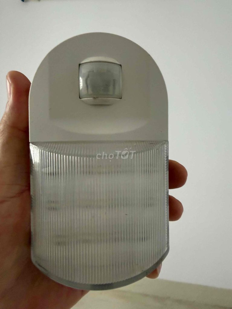 Đèn LED cảm biến KAWA Electric KW-SS82. Mua bán Đèn tại Quận Cái Răng Cần Thơ được đăng bởi Le Hoang hình 1